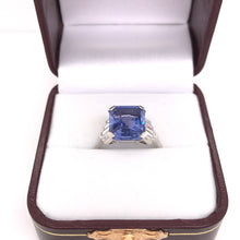 ART DECO 5.63 CARAT CEYLON SAPPHIRE AND DIAMOND PLATINUM RING