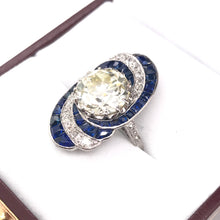 ART DECO 3.15 CARAT DIAMOND AND SAPPHIRE PLATINUM RING