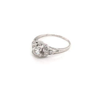 ANTIQUE 0.35 CARAT PLATINUM DIAMOND RING