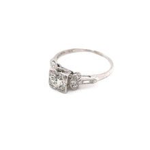 ART DECO 0.75 CARAT DIAMOND PLATINUM RING