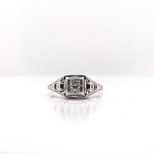 ART DECO FILIGREE RING WITH DIAMOND ACCENT