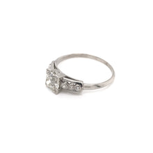 MID CENTURY 0.90 CARAT DIAMOND SOLITAIRE STYLE PLATINUM RING