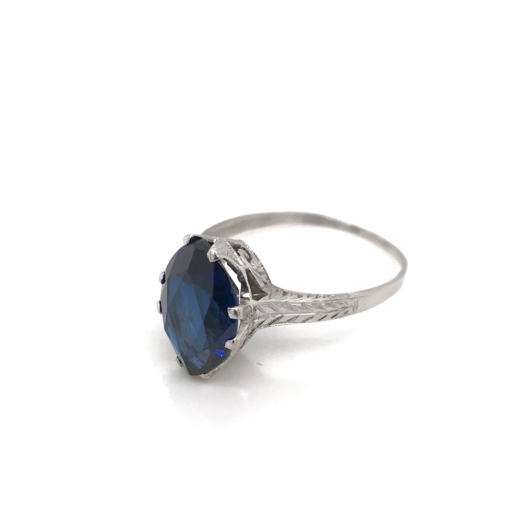 SYNTHETIC SAPPHIRE IN EDWARDIAN SETTING RING