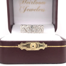 ANTIQUE 1.0 DTW DIAMOND AND PLATINUM INFINITY STYLE BAND