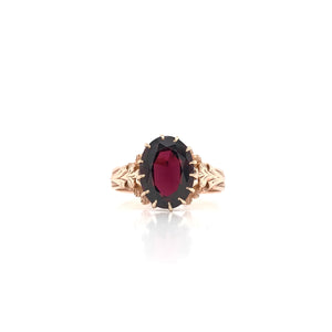 VICTORIAN ROSE GOLD AND GARNET RING