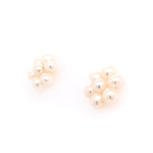 PEARL FLOWER EARRINGS (3-4MM)