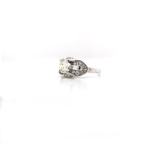 ART DECO 0.97 CARAT DIAMOND PLATINUM RING