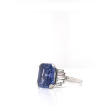 ART DECO 5.63 CARAT CEYLON SAPPHIRE AND DIAMOND PLATINUM RING