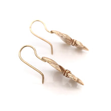 SOLID 14K GOLD FLEUR-DE-LIS EARRINGS