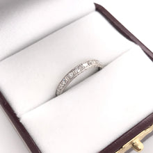 "1923" ANTIQUE DIAMOND INFINITY STYLE PLATINUM BAND