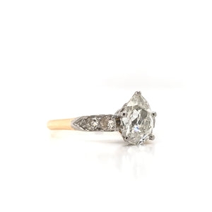 0.95 CARAT PEAR CUT DIAMOND SOLITAIRE STYLE RING