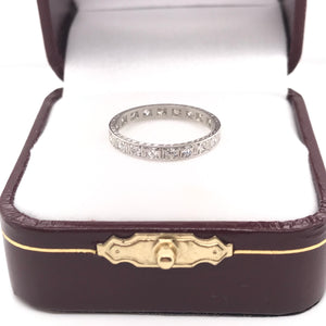 "1923" ANTIQUE DIAMOND INFINITY STYLE PLATINUM BAND
