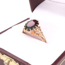 VICTORIAN ROSE GOLD AND GARNET RING