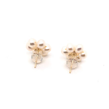 PEARL FLOWER EARRINGS (3-4MM)