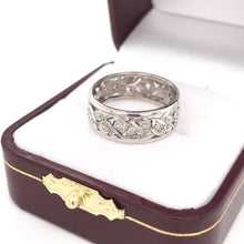 ANTIQUE PLATINUM AND DIAMOND FILIGREE INFINITY BAND