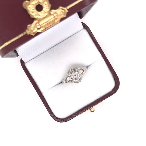 ART DECO 0.25 CARAT DIAMOND RING