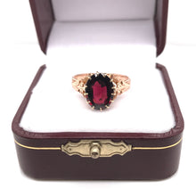VICTORIAN ROSE GOLD AND GARNET RING