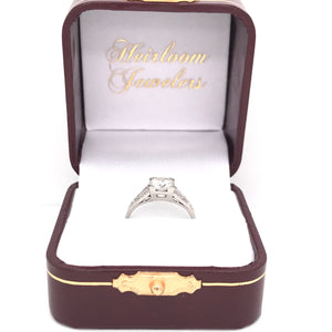 ART DECO 0.94 CARAT DIAMOND AND PLATINUM RING