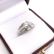 ART DECO 0.97 CARAT DIAMOND PLATINUM RING