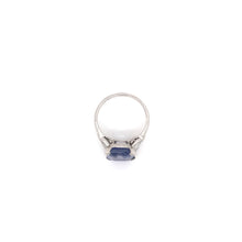 ART DECO 5.63 CARAT CEYLON SAPPHIRE AND DIAMOND PLATINUM RING