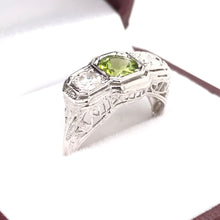 ART DECO PERIDOT AND DIAMOND FILIGREE RING