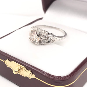 ART DECO 1.10 CARAT DIAMOND PLATINUM RING