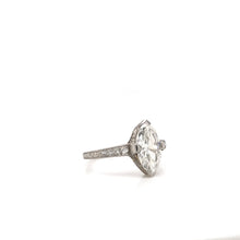 ANTIQUE 1.33 CARAT MARQUISE CUT DIAMOND RING