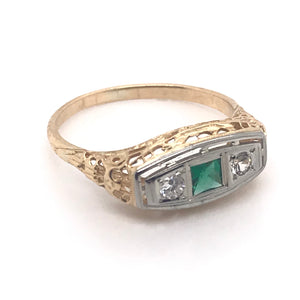 18K FILIGREE THREE STONE RING