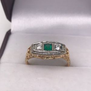 18K FILIGREE THREE STONE RING
