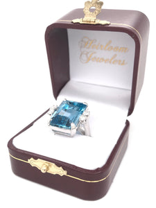 VINTAGE MID CENTURY SANTA MARIA AQUAMARINE AND DIAMOND COCKTAIL RING