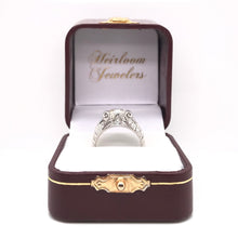 ANTIQUE ART DECO 1.70 CARAT DIAMOND PLATINUM FILIGREE RING