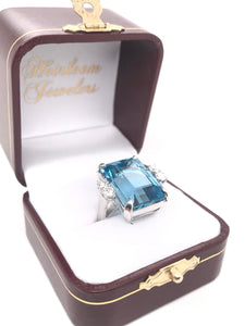 VINTAGE MID CENTURY SANTA MARIA AQUAMARINE AND DIAMOND COCKTAIL RING