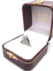 ANTIQUE ART DECO 1.25 CARAT DIAMOND AND SAPPHIRE FILIGREE SOLITAIRE STYLE PLATINUM RING