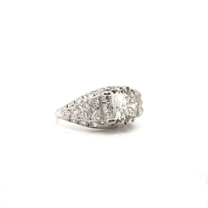 ANTIQUE ART DECO 1.70 CARAT DIAMOND PLATINUM FILIGREE RING