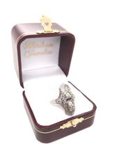 ANTIQUE ART DECO DIAMOND AND SAPPHIRE FILIGREE RING