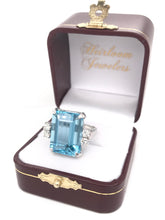 VINTAGE MID CENTURY SANTA MARIA AQUAMARINE AND DIAMOND COCKTAIL RING