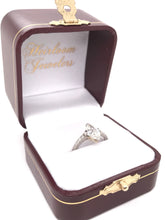 ANTIQUE 1.33 CARAT MARQUISE CUT DIAMOND RING
