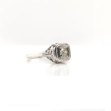 ANTIQUE ART DECO 0.20 CARAT DIAMOND PLATINUM FILIGREE RING