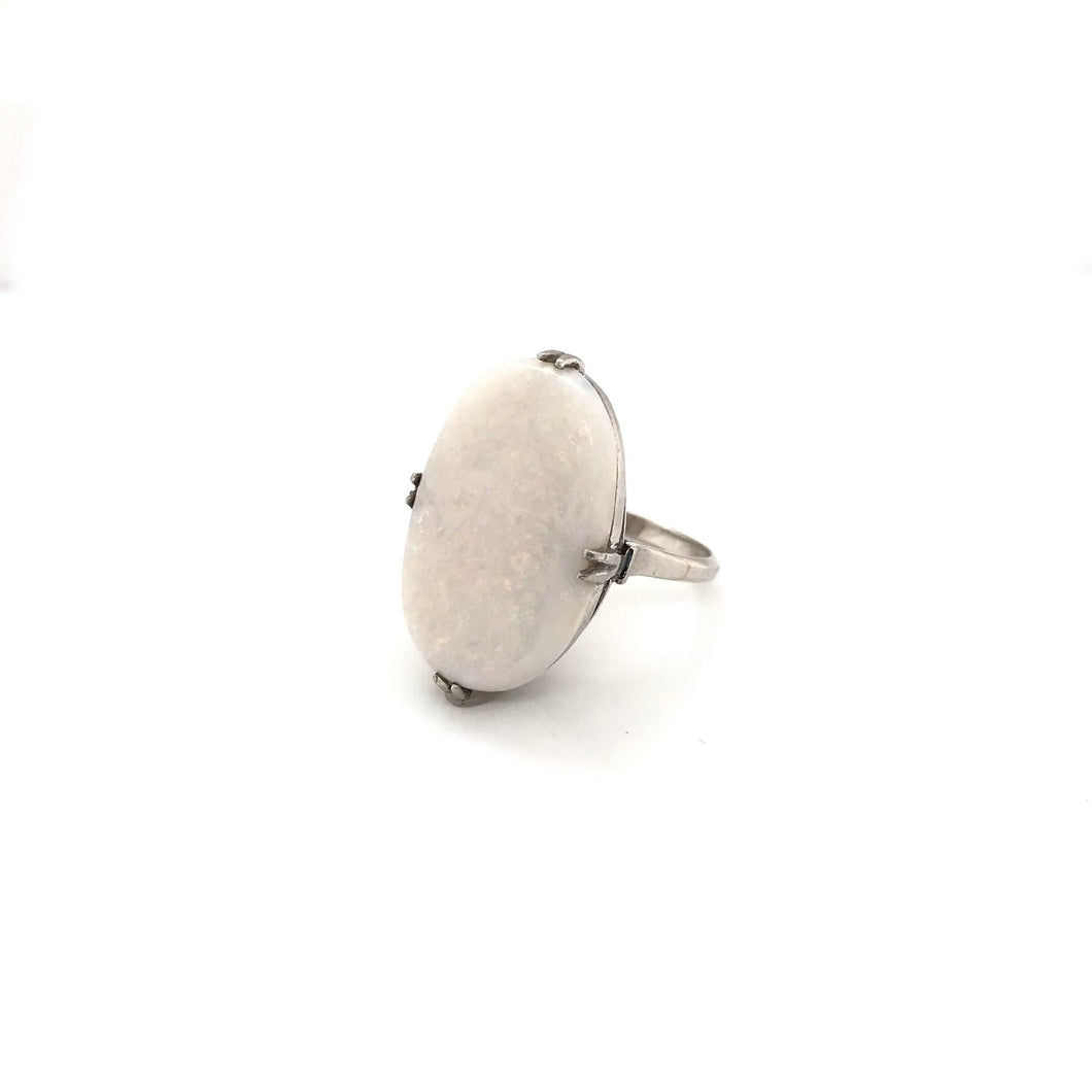 VINTAGE MID CENTURY LARGE WHITE OPAL COCKTAIL RING