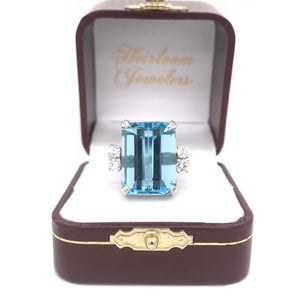 VINTAGE MID CENTURY SANTA MARIA AQUAMARINE AND DIAMOND COCKTAIL RING